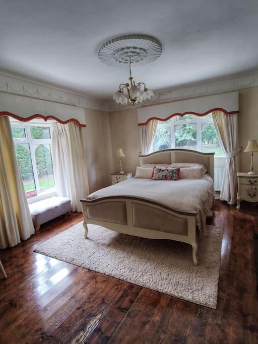 Entire Home At Ballysax House Newpark Extérieur photo
